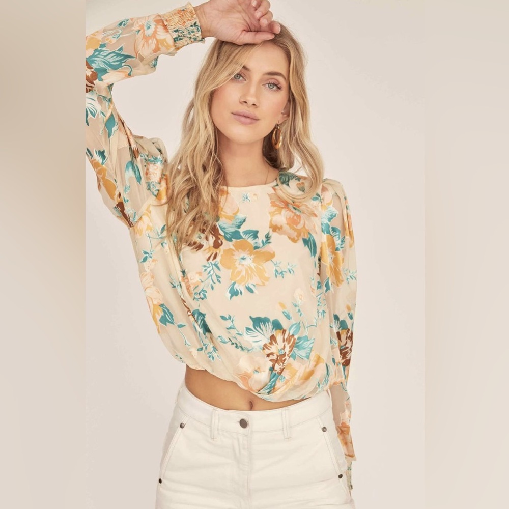 ASTR Muffy Top - Picture 2 of 6